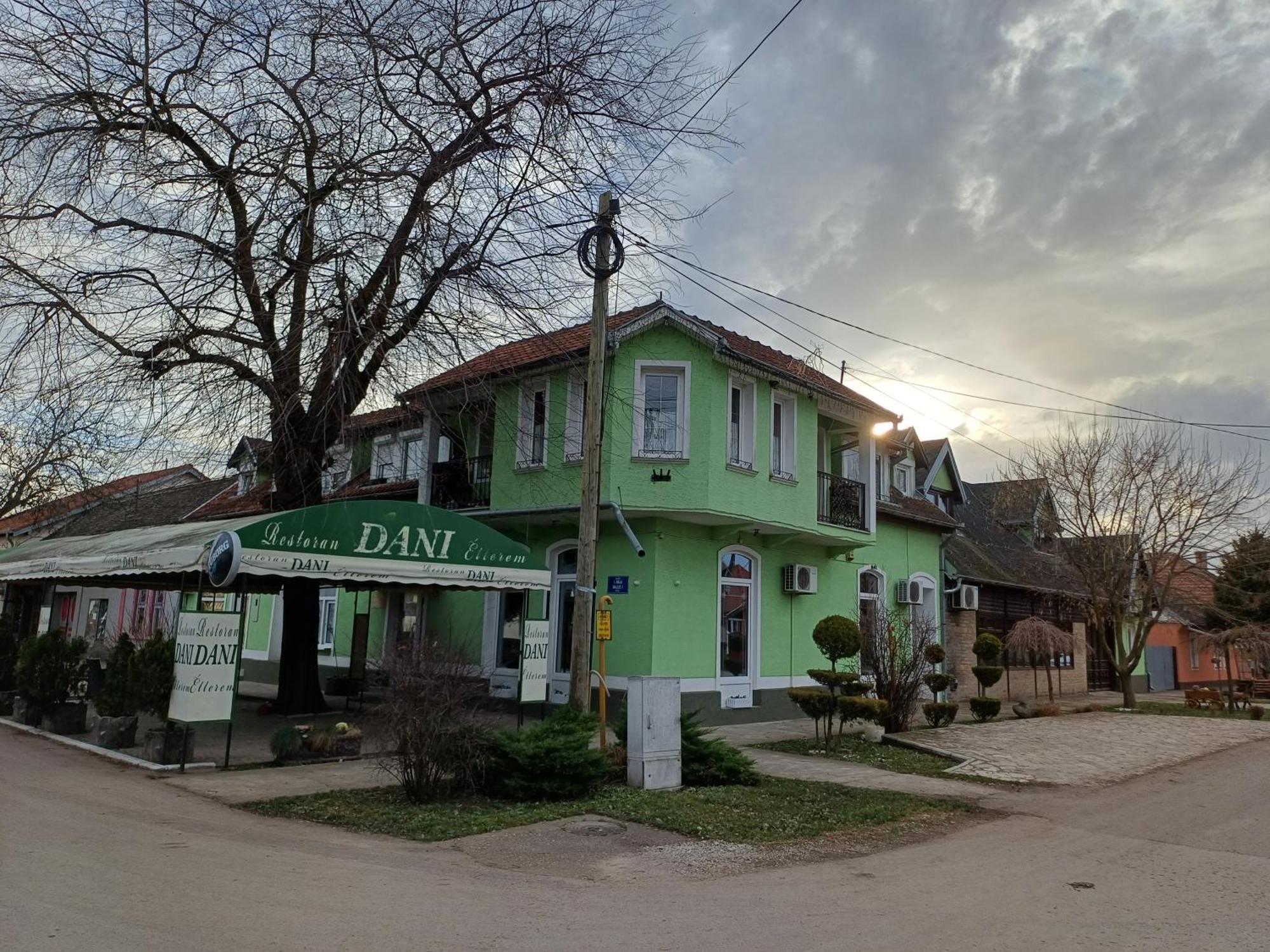 Hotel Eco Rural Tourism Association Skorenovac Exteriér fotografie